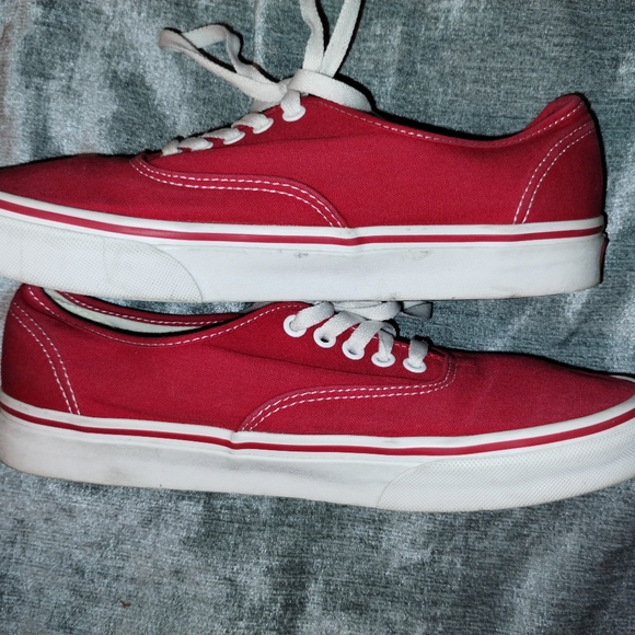 VANS Red Lace-up Men's size 10 USA - Picture 5 of 11